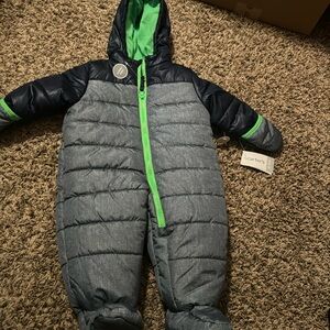 6-9months snow suit BNWT